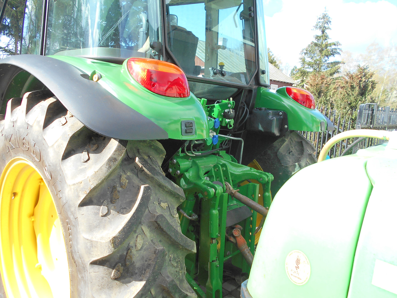 John Deere 5115M - Traktor: slika John Deere 5115M - Traktor John Deere 5115M - Traktor: slika John Deere 5115M - Traktor