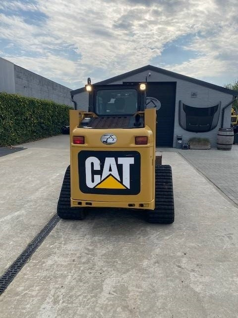 CAT 247 B 3 - Mini utovarivač: slika CAT 247 B 3 - Mini utovarivač CAT 247 B 3 - Mini utovarivač: slika CAT 247 B 3 - Mini utovarivač