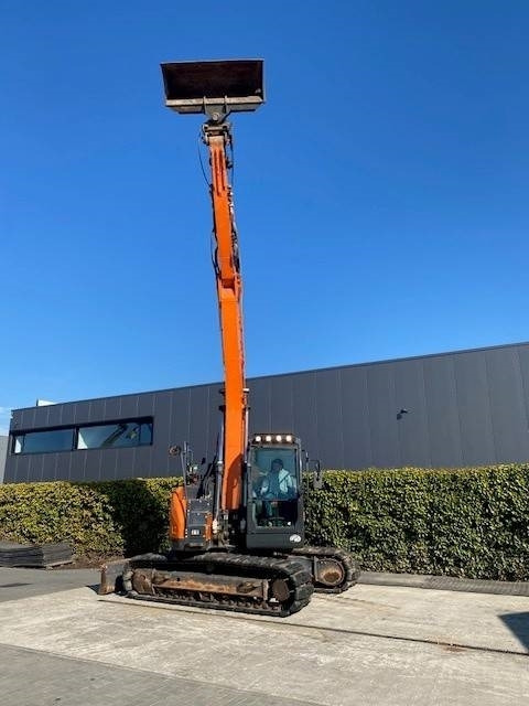 Bager gusjeničar Doosan DX140 LCR-5: slika Bager gusjeničar Doosan DX140 LCR-5 Bager gusjeničar Doosan DX140 LCR-5: slika Bager gusjeničar Doosan DX140 LCR-5