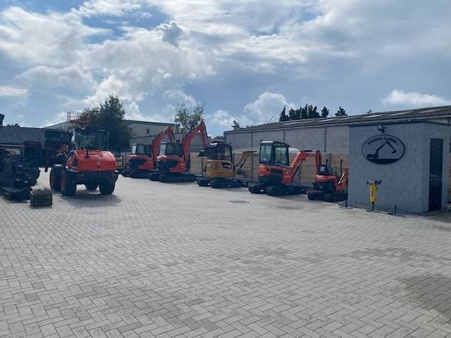 Bager gusjeničar Doosan DX140 LCR-5: slika Bager gusjeničar Doosan DX140 LCR-5 Bager gusjeničar Doosan DX140 LCR-5: slika Bager gusjeničar Doosan DX140 LCR-5