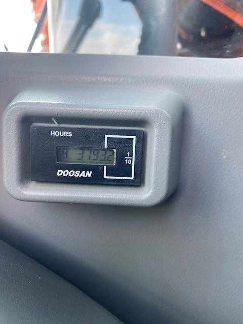 Bager gusjeničar Doosan DX140 LCR-5: slika Bager gusjeničar Doosan DX140 LCR-5 Bager gusjeničar Doosan DX140 LCR-5: slika Bager gusjeničar Doosan DX140 LCR-5