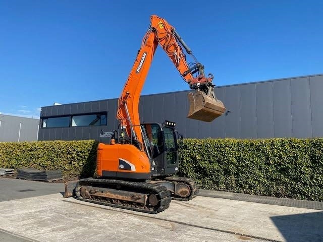 Doosan DX140LCR-5 - Bager gusjeničar: slika Doosan DX140LCR-5 - Bager gusjeničar Doosan DX140LCR-5 - Bager gusjeničar: slika Doosan DX140LCR-5 - Bager gusjeničar