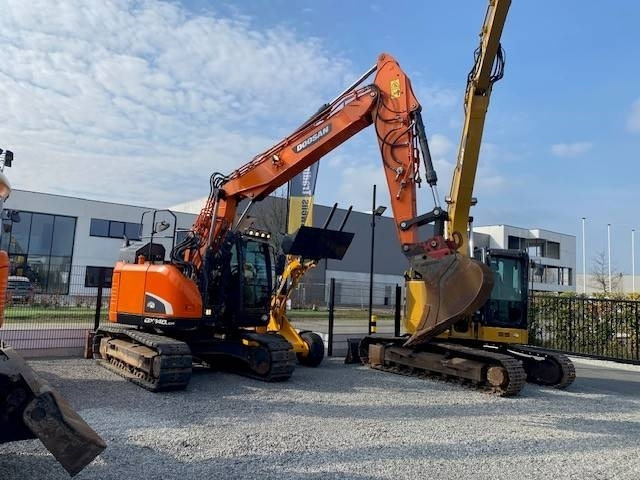 Doosan DX140LCR-5 - Bager gusjeničar: slika Doosan DX140LCR-5 - Bager gusjeničar Doosan DX140LCR-5 - Bager gusjeničar: slika Doosan DX140LCR-5 - Bager gusjeničar