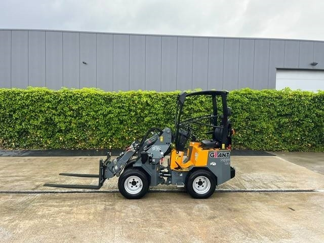 GiANT G 1200 TELE - Utovarivač na kotačima: slika GiANT G 1200 TELE - Utovarivač na kotačima GiANT G 1200 TELE - Utovarivač na kotačima: slika GiANT G 1200 TELE - Utovarivač na kotačima