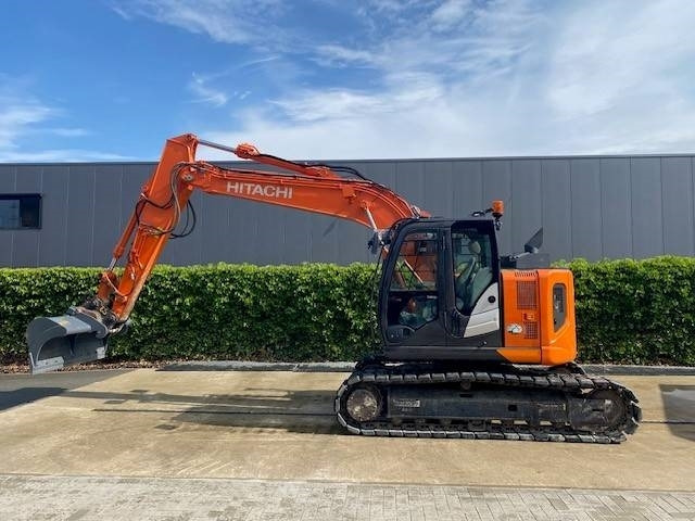Hitachi ZX 135 US-6 - Bager gusjeničar: slika Hitachi ZX 135 US-6 - Bager gusjeničar Hitachi ZX 135 US-6 - Bager gusjeničar: slika Hitachi ZX 135 US-6 - Bager gusjeničar
