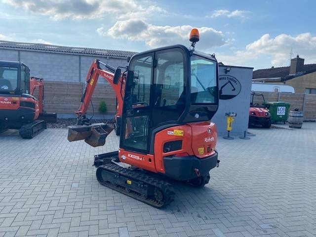 Kubota KX 019-4 - Mini bager: slika Kubota KX 019-4 - Mini bager Kubota KX 019-4 - Mini bager: slika Kubota KX 019-4 - Mini bager