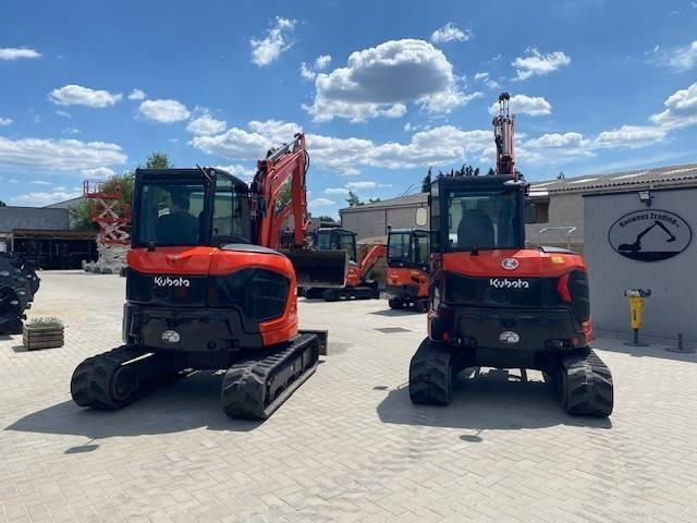 Kubota U 50-5 - Mini bager: slika Kubota U 50-5 - Mini bager Kubota U 50-5 - Mini bager: slika Kubota U 50-5 - Mini bager