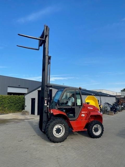 Manitou M 30.4 - Viličar za teške terene: slika Manitou M 30.4 - Viličar za teške terene Manitou M 30.4 - Viličar za teške terene: slika Manitou M 30.4 - Viličar za teške terene