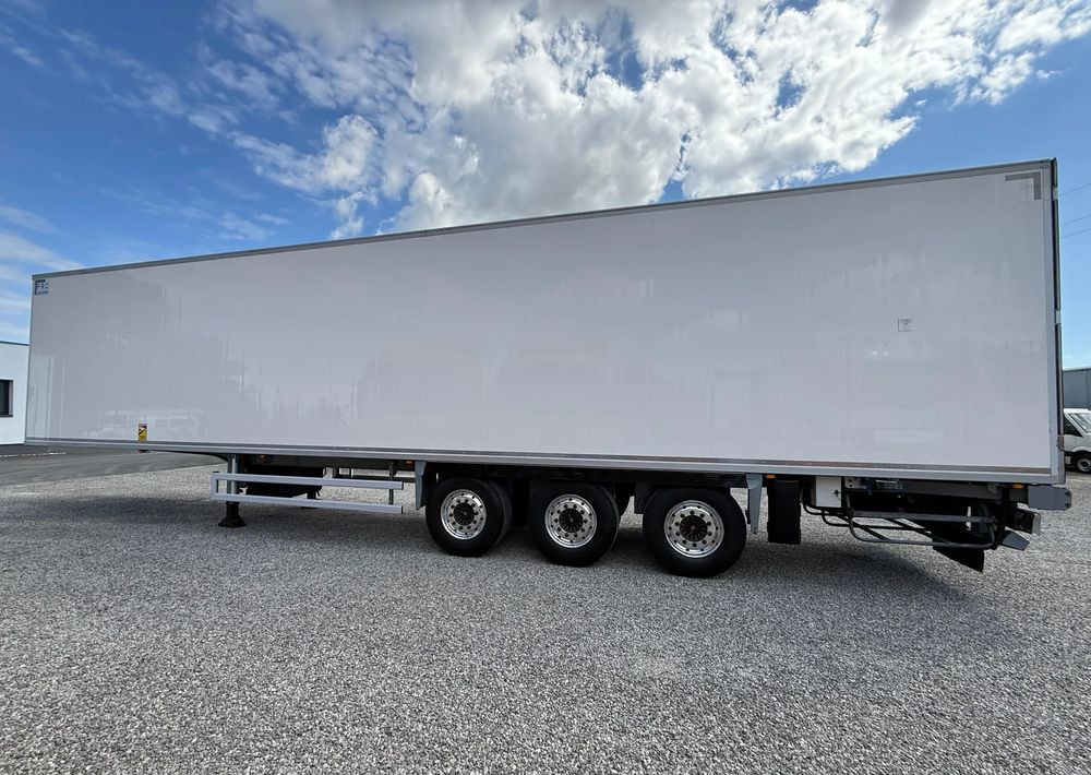 Chereau OSIE SAF CARRIER VECTOR 1950 - Prikolica hladnjača: slika Chereau OSIE SAF CARRIER VECTOR 1950 - Prikolica hladnjača Chereau OSIE SAF CARRIER VECTOR 1950 - Prikolica hladnjača: slika Chereau OSIE SAF CARRIER VECTOR 1950 - Prikolica hladnjača