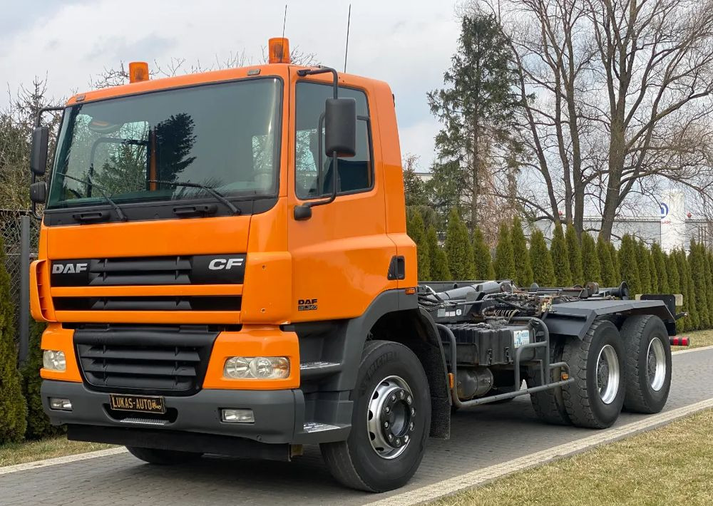 DAF CF 85.340 6X4 MANUAL - Kamion s kukastom dizalicom: slika DAF CF 85.340 6X4 MANUAL - Kamion s kukastom dizalicom DAF CF 85.340 6X4 MANUAL - Kamion s kukastom dizalicom: slika DAF CF 85.340 6X4 MANUAL - Kamion s kukastom dizalicom