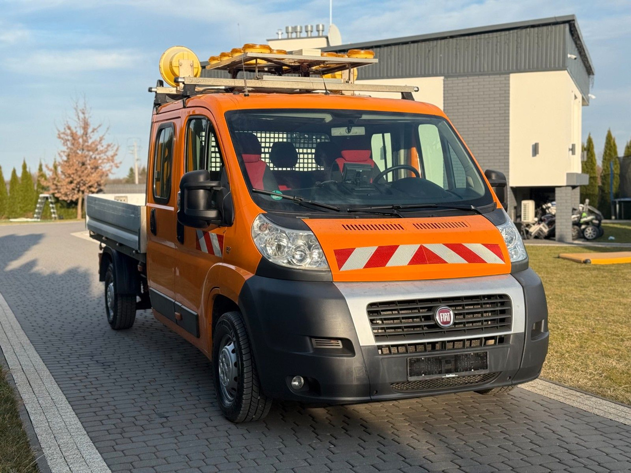 Fiat DUCATO WEBASTO DOPPLECABINE 7 SEAT - Dostavno vozilo s ravnom platformom: slika Fiat DUCATO WEBASTO DOPPLECABINE 7 SEAT - Dostavno vozilo s ravnom platformom Fiat DUCATO WEBASTO DOPPLECABINE 7 SEAT - Dostavno vozilo s ravnom platformom: slika Fiat DUCATO WEBASTO DOPPLECABINE 7 SEAT - Dostavno vozilo s ravnom platformom