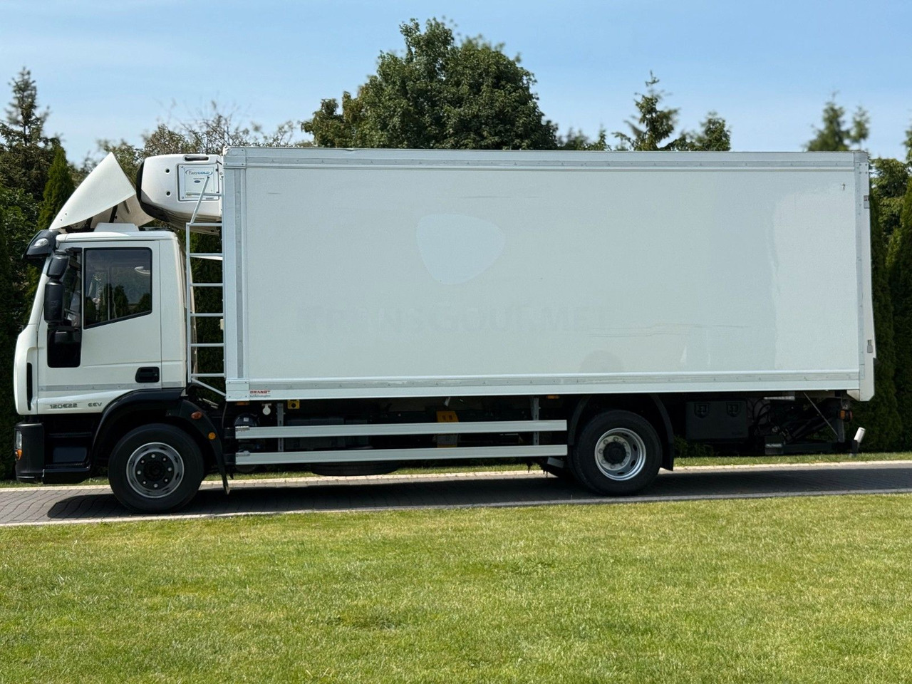 Iveco EUROCARGO 12T E22 CARRIER SUPRA 850 MT - Kamion hladnjača: slika Iveco EUROCARGO 12T E22 CARRIER SUPRA 850 MT - Kamion hladnjača Iveco EUROCARGO 12T E22 CARRIER SUPRA 850 MT - Kamion hladnjača: slika Iveco EUROCARGO 12T E22 CARRIER SUPRA 850 MT - Kamion hladnjača