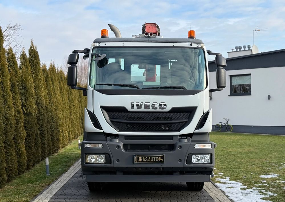 Iveco STRALIS 330 / 4x2 / FASSI F135 / WYWROTKA - Kiper: slika Iveco STRALIS 330 / 4x2 / FASSI F135 / WYWROTKA - Kiper Iveco STRALIS 330 / 4x2 / FASSI F135 / WYWROTKA - Kiper: slika Iveco STRALIS 330 / 4x2 / FASSI F135 / WYWROTKA - Kiper