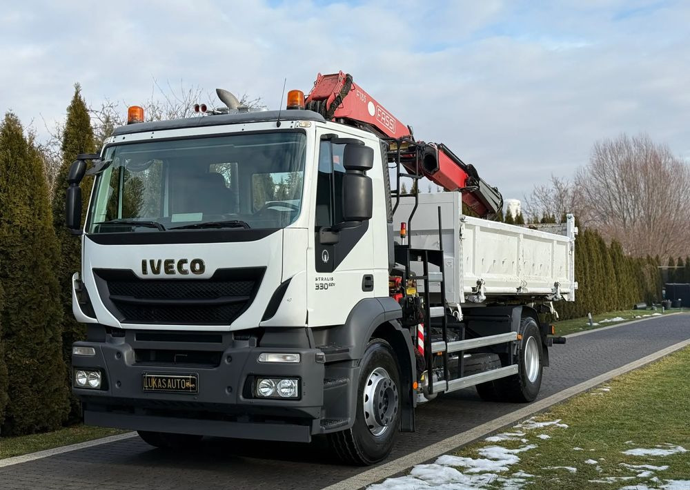 Iveco STRALIS 330 / 4x2 / FASSI F135 / WYWROTKA - Kiper: slika Iveco STRALIS 330 / 4x2 / FASSI F135 / WYWROTKA - Kiper Iveco STRALIS 330 / 4x2 / FASSI F135 / WYWROTKA - Kiper: slika Iveco STRALIS 330 / 4x2 / FASSI F135 / WYWROTKA - Kiper