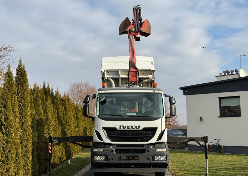 Iveco STRALIS 330 / 4x2 / FASSI F135 / WYWROTKA - Kiper: slika Iveco STRALIS 330 / 4x2 / FASSI F135 / WYWROTKA - Kiper Iveco STRALIS 330 / 4x2 / FASSI F135 / WYWROTKA - Kiper: slika Iveco STRALIS 330 / 4x2 / FASSI F135 / WYWROTKA - Kiper