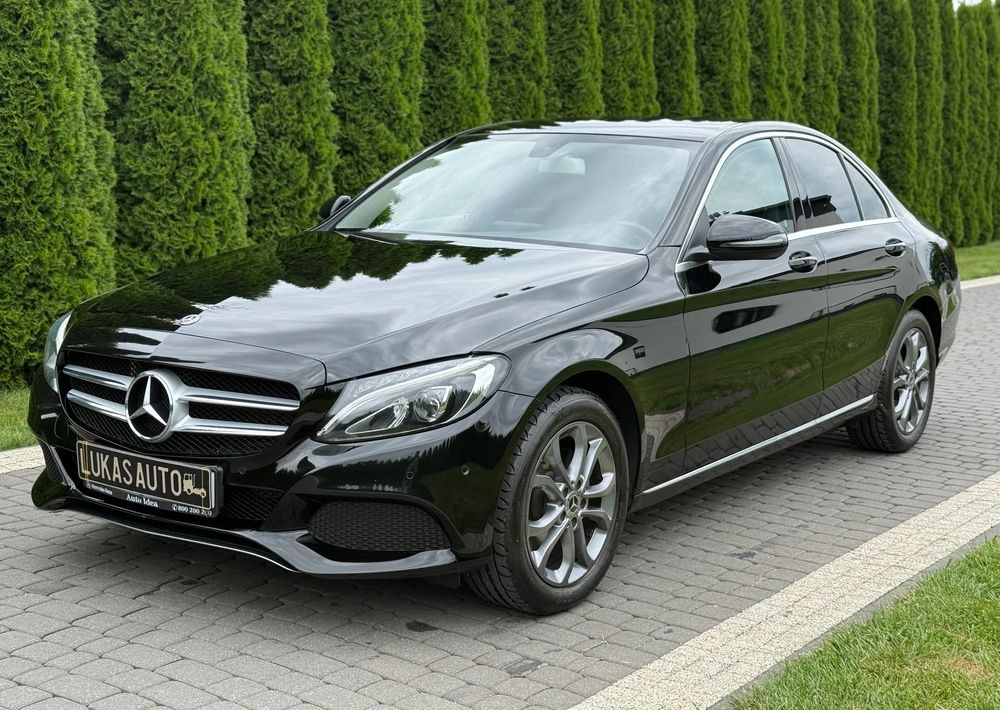 Mercedes-Benz Klasa C 160 9G-TRONIC - Limuzina: slika Mercedes-Benz Klasa C 160 9G-TRONIC - Limuzina Mercedes-Benz Klasa C 160 9G-TRONIC - Limuzina: slika Mercedes-Benz Klasa C 160 9G-TRONIC - Limuzina