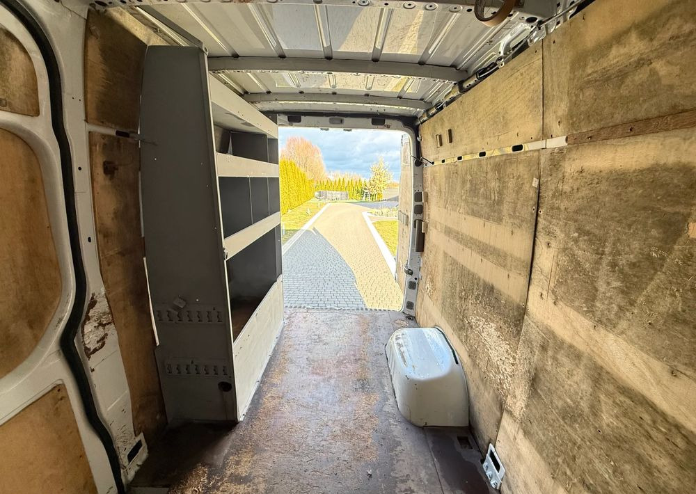 Furgon Mercedes-Benz SPRINTER 516 3,5 T MANUAL: slika Furgon Mercedes-Benz SPRINTER 516 3,5 T MANUAL Furgon Mercedes-Benz SPRINTER 516 3,5 T MANUAL: slika Furgon Mercedes-Benz SPRINTER 516 3,5 T MANUAL