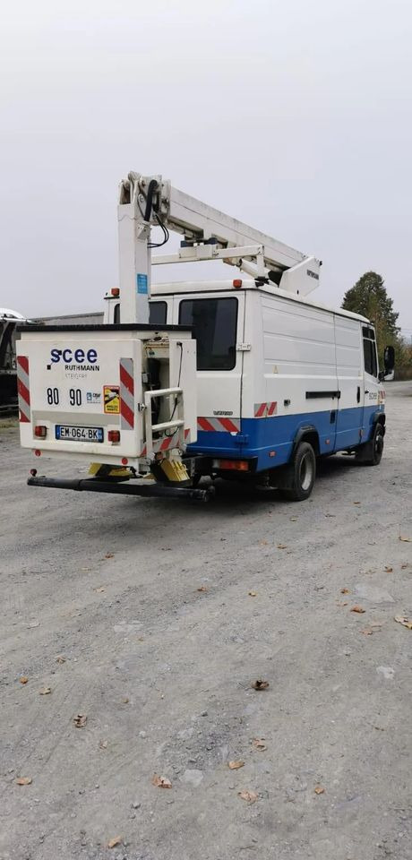 Mercedes-Benz VARIO 815D 17 M - Podizna platforma montirana na kamion: slika Mercedes-Benz VARIO 815D 17 M - Podizna platforma montirana na kamion Mercedes-Benz VARIO 815D 17 M - Podizna platforma montirana na kamion: slika Mercedes-Benz VARIO 815D 17 M - Podizna platforma montirana na kamion