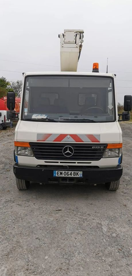 Mercedes-Benz VARIO 815D 17 M - Podizna platforma montirana na kamion: slika Mercedes-Benz VARIO 815D 17 M - Podizna platforma montirana na kamion Mercedes-Benz VARIO 815D 17 M - Podizna platforma montirana na kamion: slika Mercedes-Benz VARIO 815D 17 M - Podizna platforma montirana na kamion