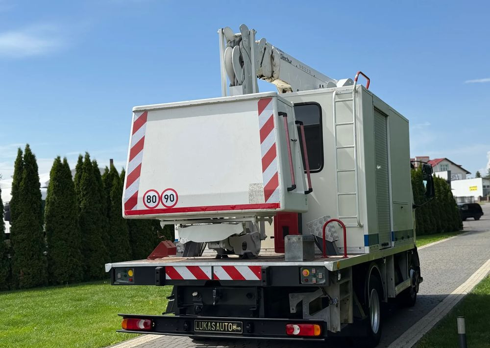 Podizna platforma montirana na kamion Renault MIDLUM 180 DCI 18 M WINDA FRANCE ELEVATEUR: slika Podizna platforma montirana na kamion Renault MIDLUM 180 DCI 18 M WINDA FRANCE ELEVATEUR