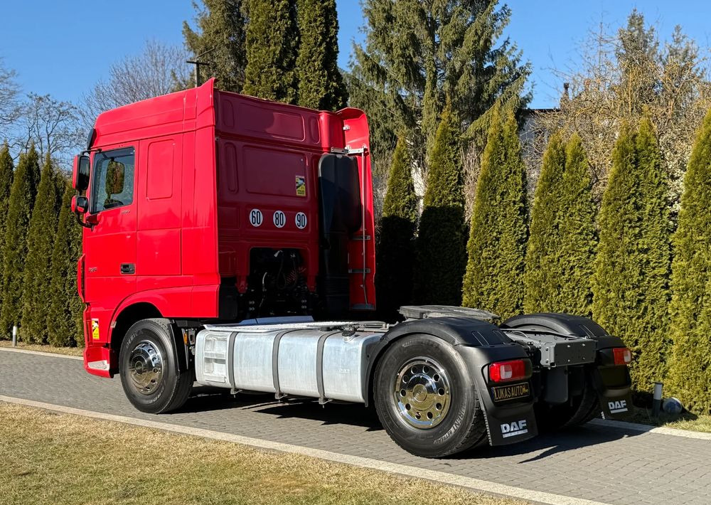 DAF XF 480 - Tegljač: slika DAF XF 480 - Tegljač DAF XF 480 - Tegljač: slika DAF XF 480 - Tegljač