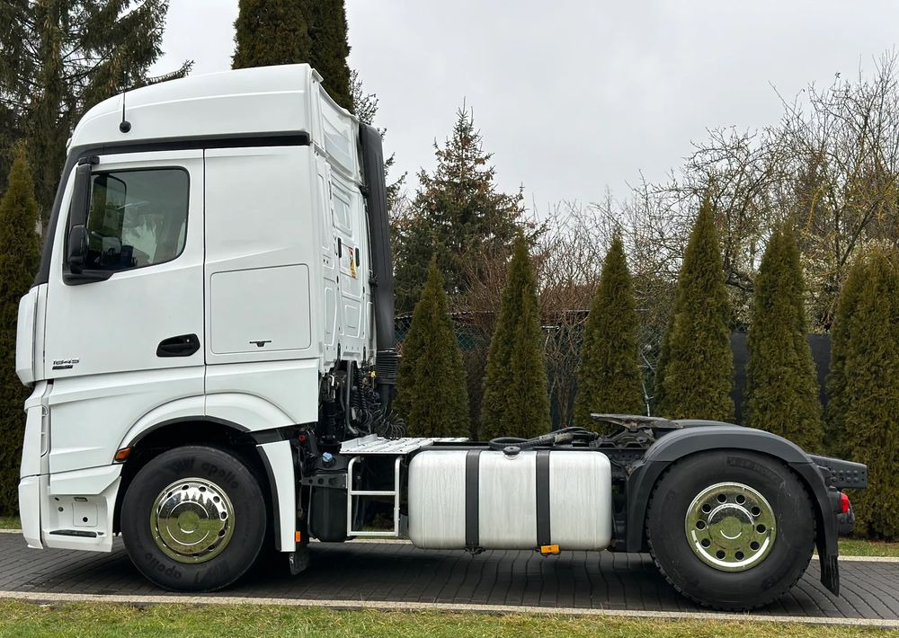 Mercedes-Benz ACTROS 1845 EURO 5 HYDRAILIKA - Tegljač: slika Mercedes-Benz ACTROS 1845 EURO 5 HYDRAILIKA - Tegljač Mercedes-Benz ACTROS 1845 EURO 5 HYDRAILIKA - Tegljač: slika Mercedes-Benz ACTROS 1845 EURO 5 HYDRAILIKA - Tegljač