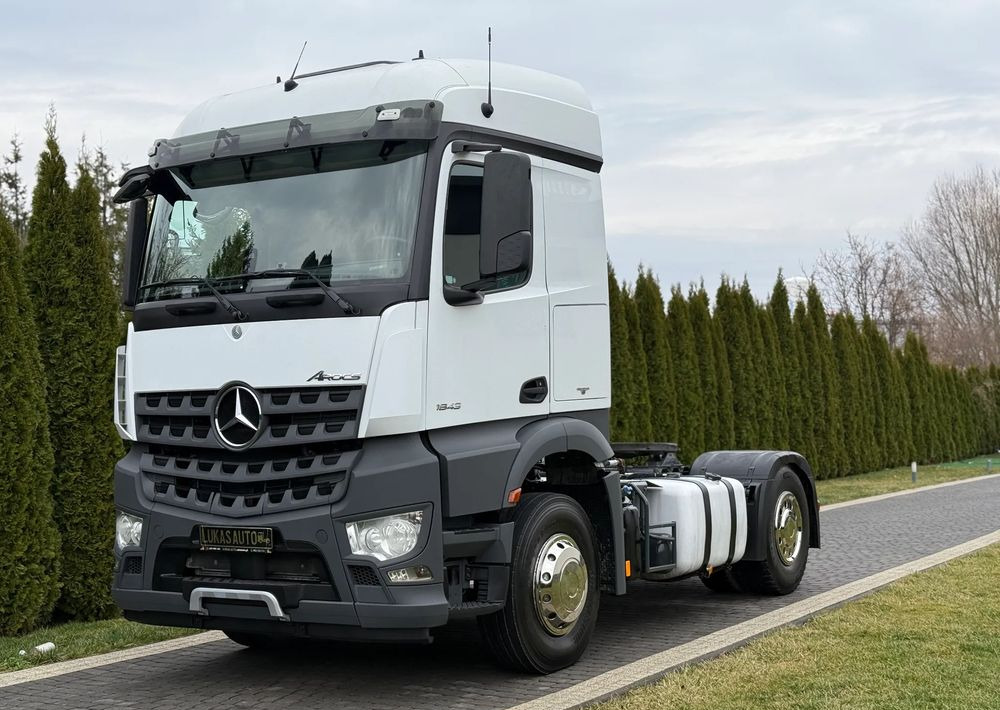 Mercedes-Benz AROCS 1843 HYDRAULIKA - Tegljač: slika Mercedes-Benz AROCS 1843 HYDRAULIKA - Tegljač Mercedes-Benz AROCS 1843 HYDRAULIKA - Tegljač: slika Mercedes-Benz AROCS 1843 HYDRAULIKA - Tegljač