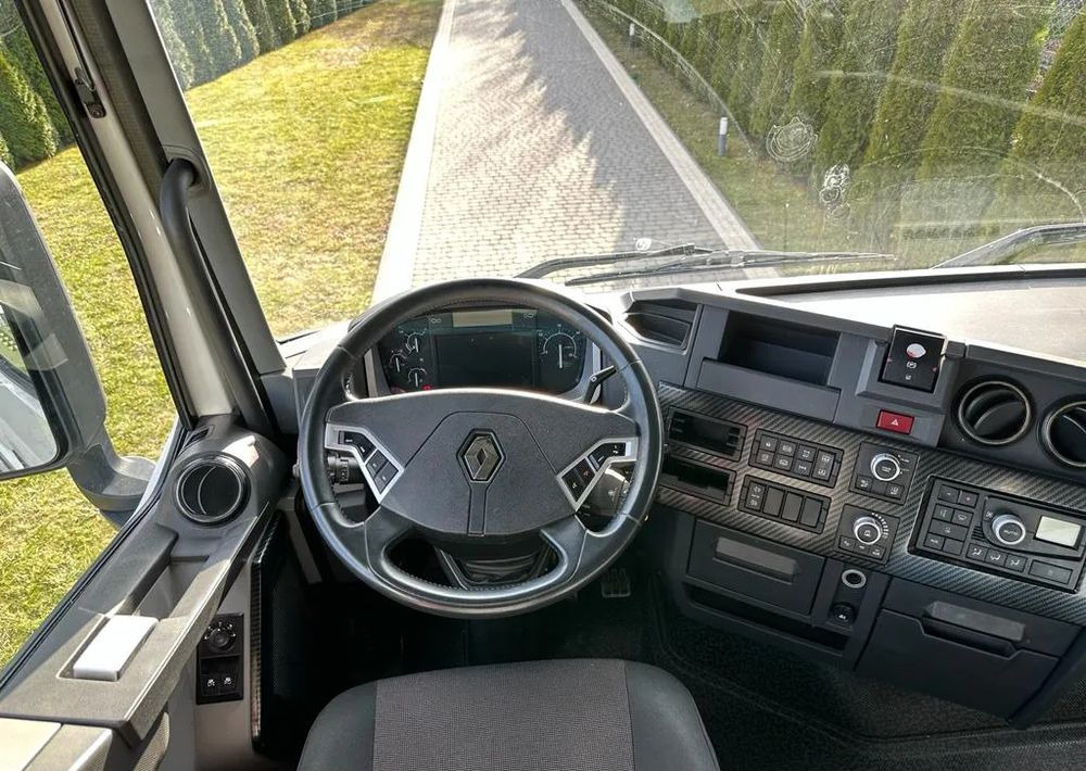 Renault T 520 HIGH - Tegljač: slika Renault T 520 HIGH - Tegljač Renault T 520 HIGH - Tegljač: slika Renault T 520 HIGH - Tegljač