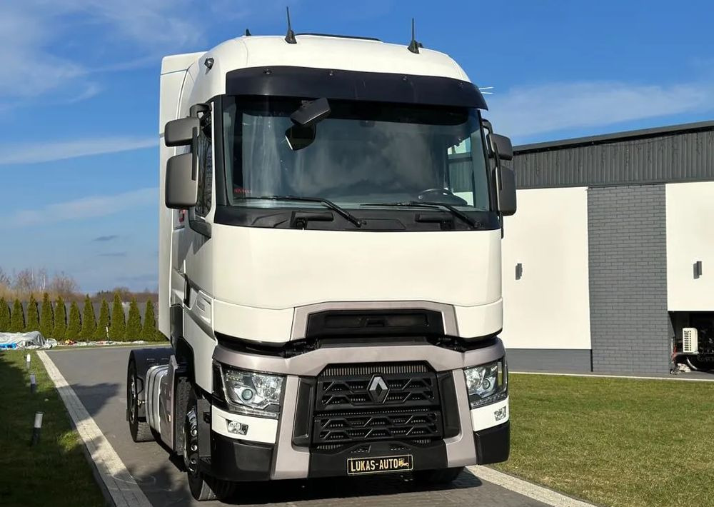 Renault T 520 HIGH - Tegljač: slika Renault T 520 HIGH - Tegljač Renault T 520 HIGH - Tegljač: slika Renault T 520 HIGH - Tegljač