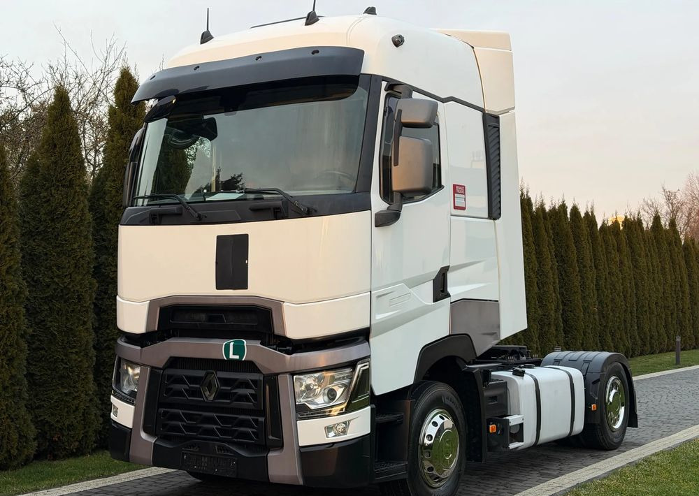 Renault T 520 HIGH - Tegljač: slika Renault T 520 HIGH - Tegljač Renault T 520 HIGH - Tegljač: slika Renault T 520 HIGH - Tegljač