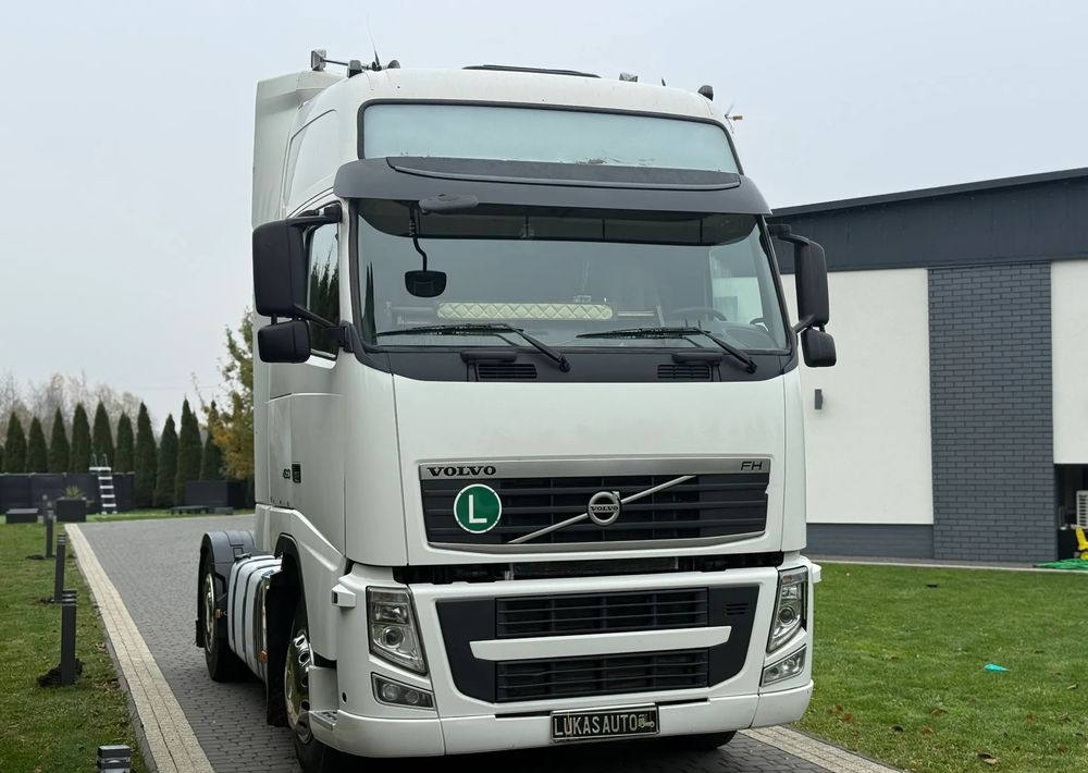 Volvo FH 460 XXL AUTOMAT EURO 5 - Tegljač: slika Volvo FH 460 XXL AUTOMAT EURO 5 - Tegljač Volvo FH 460 XXL AUTOMAT EURO 5 - Tegljač: slika Volvo FH 460 XXL AUTOMAT EURO 5 - Tegljač