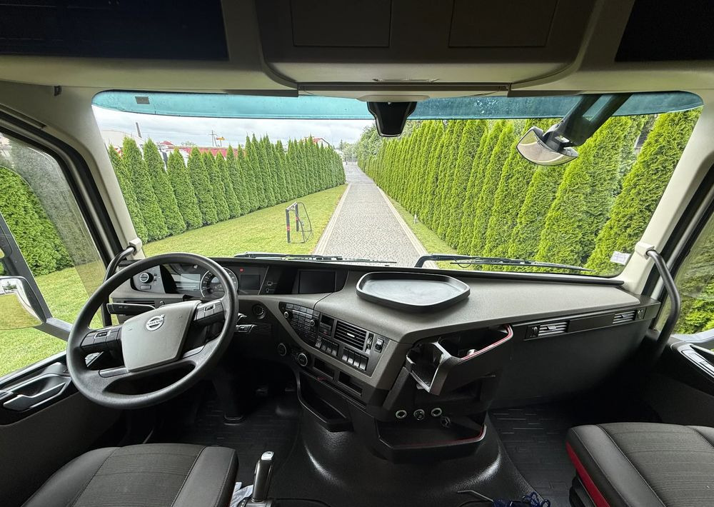 Tegljač Volvo FH 500 PARK COOL LODÓWKA: slika Tegljač Volvo FH 500 PARK COOL LODÓWKA Tegljač Volvo FH 500 PARK COOL LODÓWKA: slika Tegljač Volvo FH 500 PARK COOL LODÓWKA
