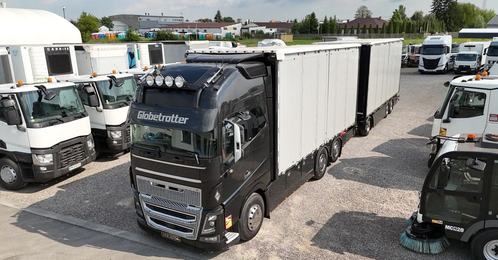 Volvo FH16 660 HP TANDEM 6x2 LIMITED EDITION - Kamion sandučar, Prikolica sa zatvorenim sandukom: slika Volvo FH16 660 HP TANDEM 6x2 LIMITED EDITION - Kamion sandučar, Prikolica sa zatvorenim sandukom Volvo FH16 660 HP TANDEM 6x2 LIMITED EDITION - Kamion sandučar, Prikolica sa zatvorenim sandukom: slika Volvo FH16 660 HP TANDEM 6x2 LIMITED EDITION - Kamion sandučar, Prikolica sa zatvorenim sandukom