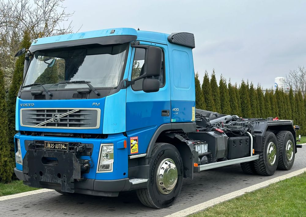 Volvo FM 400 HAKOWIEC 6X4 - Kamion s kukastom dizalicom: slika Volvo FM 400 HAKOWIEC 6X4 - Kamion s kukastom dizalicom Volvo FM 400 HAKOWIEC 6X4 - Kamion s kukastom dizalicom: slika Volvo FM 400 HAKOWIEC 6X4 - Kamion s kukastom dizalicom