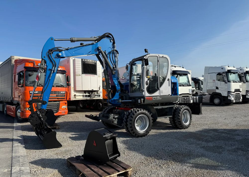 Wacker Neuson 9503-2 TRZY ŁYŻKI - Bager na kotačima: slika Wacker Neuson 9503-2 TRZY ŁYŻKI - Bager na kotačima Wacker Neuson 9503-2 TRZY ŁYŻKI - Bager na kotačima: slika Wacker Neuson 9503-2 TRZY ŁYŻKI - Bager na kotačima