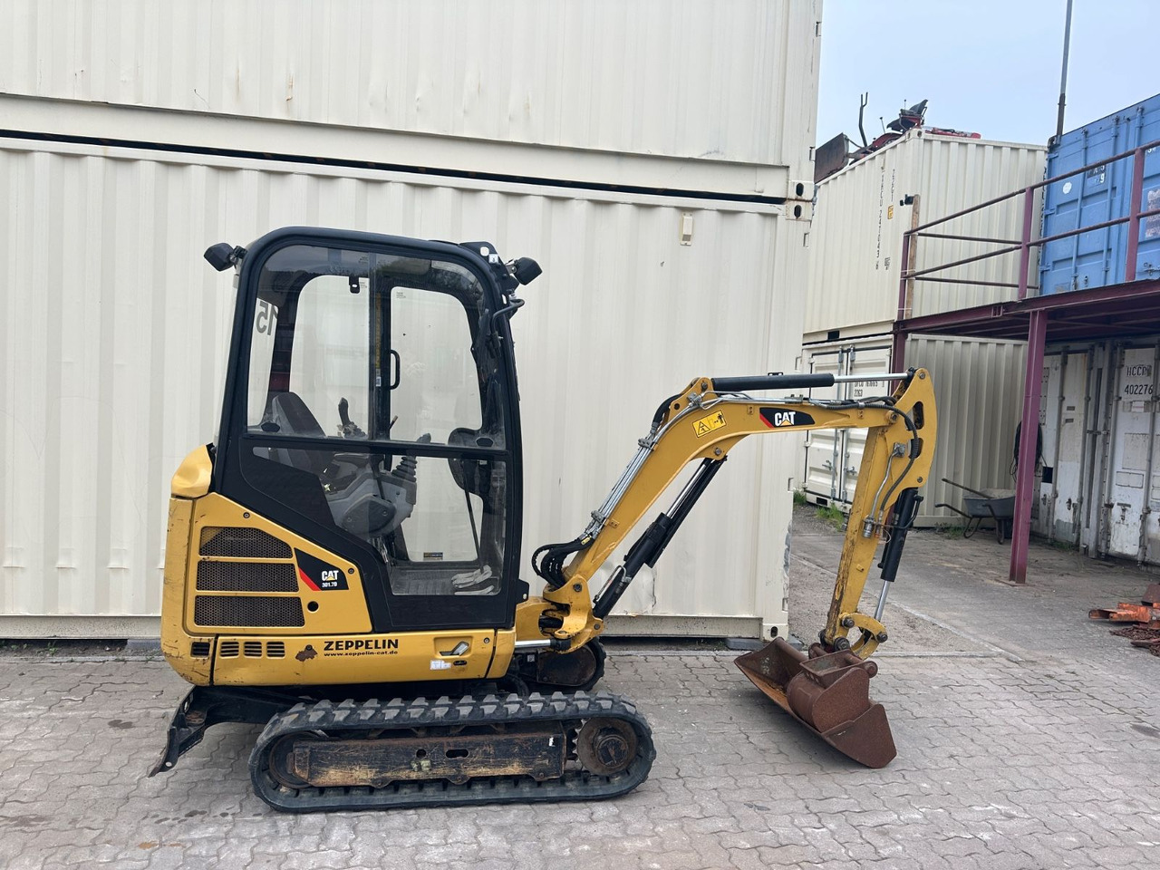 CAT 301.7D / 2014 Baujahr / 2x Löffel / 2.569 H - Mini bager: slika CAT 301.7D / 2014 Baujahr / 2x Löffel / 2.569 H - Mini bager CAT 301.7D / 2014 Baujahr / 2x Löffel / 2.569 H - Mini bager: slika CAT 301.7D / 2014 Baujahr / 2x Löffel / 2.569 H - Mini bager