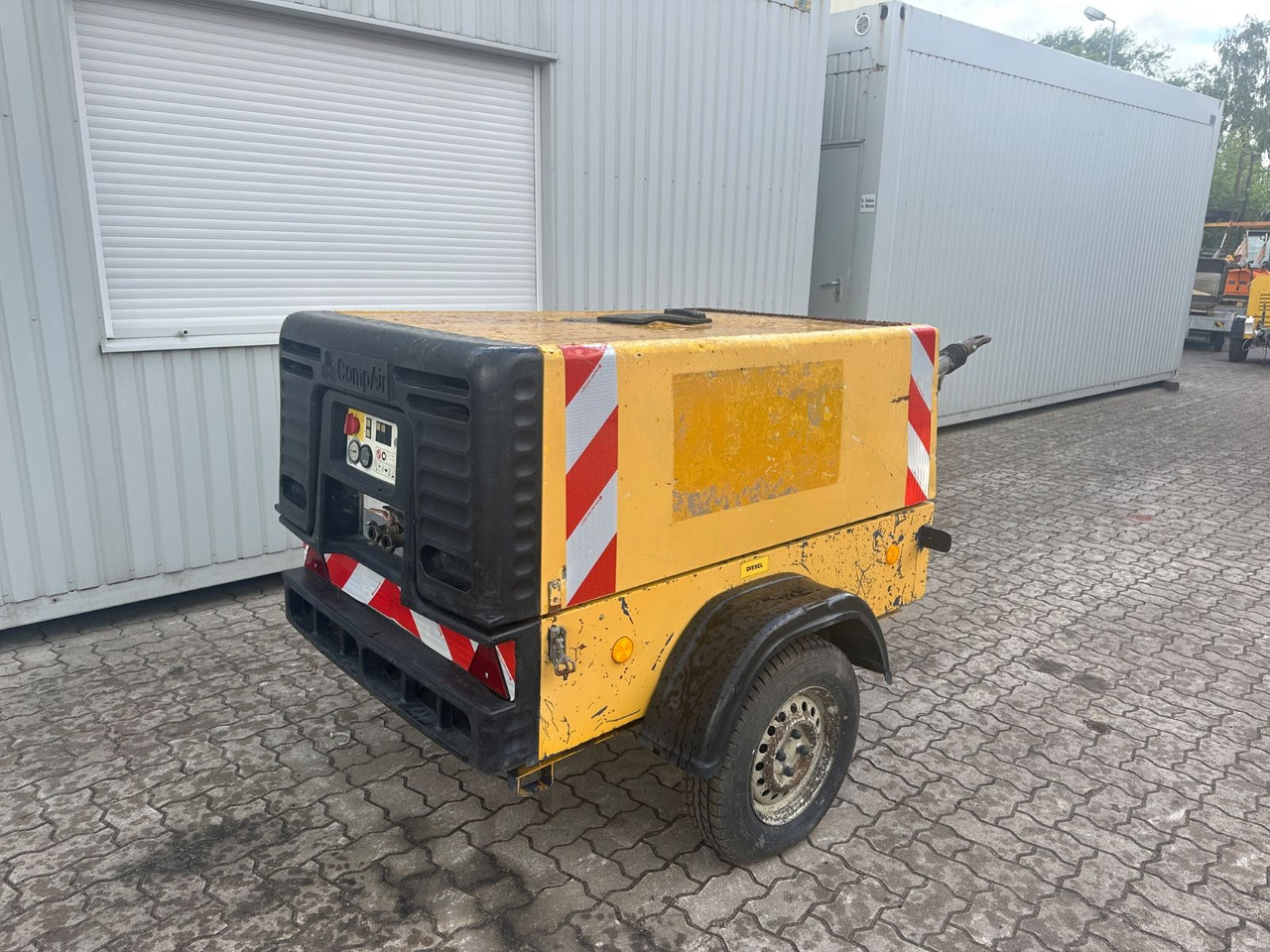 Compair C38 / DLT0406 Kompressor /1.978 H/ 7 Bar - Zračni kompresor: slika Compair C38 / DLT0406 Kompressor /1.978 H/ 7 Bar - Zračni kompresor Compair C38 / DLT0406 Kompressor /1.978 H/ 7 Bar - Zračni kompresor: slika Compair C38 / DLT0406 Kompressor /1.978 H/ 7 Bar - Zračni kompresor
