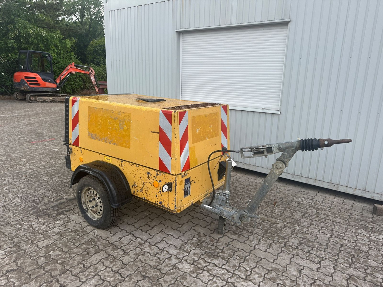 Compair C38 / DLT0406 Kompressor /1.978 H/ 7 Bar - Zračni kompresor: slika Compair C38 / DLT0406 Kompressor /1.978 H/ 7 Bar - Zračni kompresor Compair C38 / DLT0406 Kompressor /1.978 H/ 7 Bar - Zračni kompresor: slika Compair C38 / DLT0406 Kompressor /1.978 H/ 7 Bar - Zračni kompresor