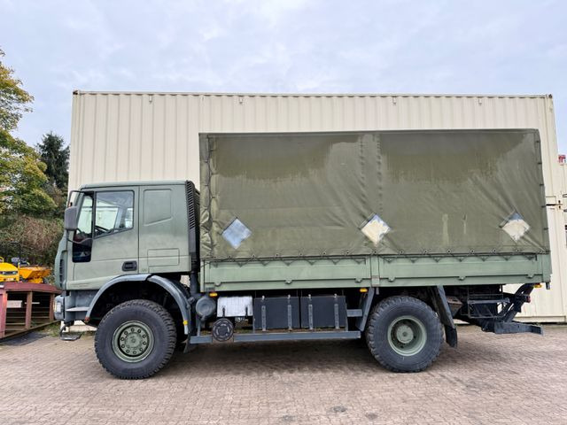 Iveco 140E24 4x4 / Armee / Militär / Camper - Kamion s ceradom: slika Iveco 140E24 4x4 / Armee / Militär / Camper - Kamion s ceradom Iveco 140E24 4x4 / Armee / Militär / Camper - Kamion s ceradom: slika Iveco 140E24 4x4 / Armee / Militär / Camper - Kamion s ceradom