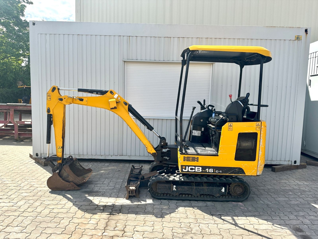 JCB 16C-1 /2020 BJ/1.283 BH/verbr. Laufwerk/2xLöffel - Mini bager: slika JCB 16C-1 /2020 BJ/1.283 BH/verbr. Laufwerk/2xLöffel - Mini bager JCB 16C-1 /2020 BJ/1.283 BH/verbr. Laufwerk/2xLöffel - Mini bager: slika JCB 16C-1 /2020 BJ/1.283 BH/verbr. Laufwerk/2xLöffel - Mini bager
