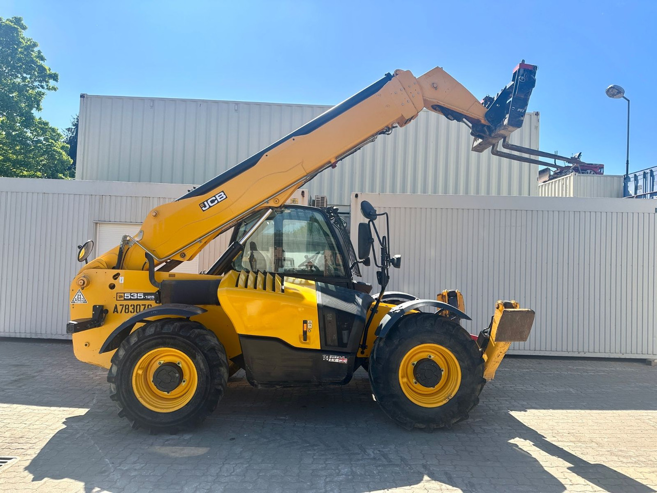 JCB 535-125 /12.5M/3.5T /2017 BJ/2.567 H - Teleskopski rukovatelj: slika JCB 535-125 /12.5M/3.5T /2017 BJ/2.567 H - Teleskopski rukovatelj JCB 535-125 /12.5M/3.5T /2017 BJ/2.567 H - Teleskopski rukovatelj: slika JCB 535-125 /12.5M/3.5T /2017 BJ/2.567 H - Teleskopski rukovatelj