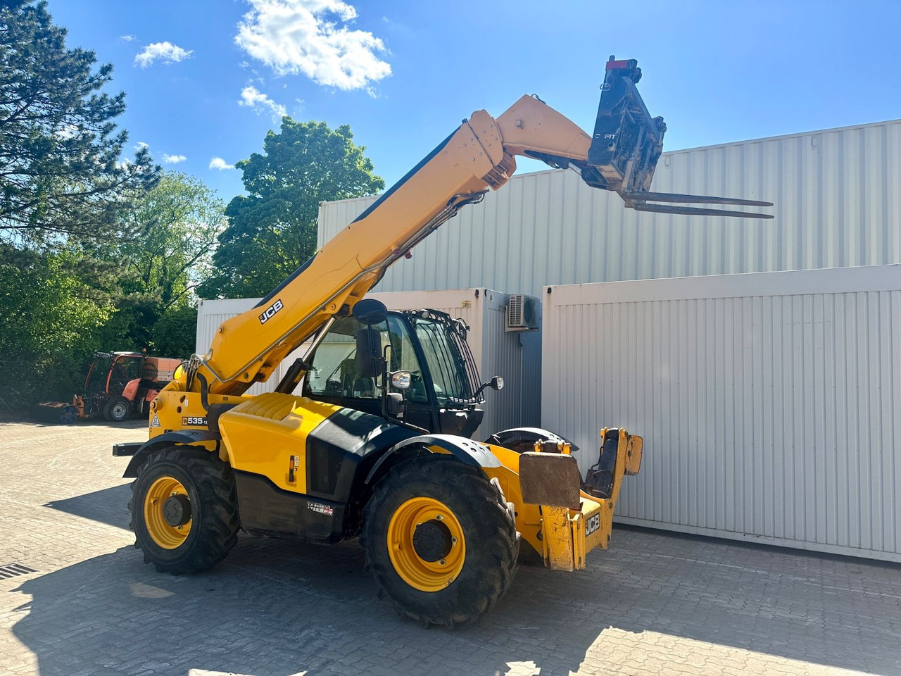 JCB 535-125 /12.5M/3.5T /2017 BJ/2.567 H - Teleskopski rukovatelj: slika JCB 535-125 /12.5M/3.5T /2017 BJ/2.567 H - Teleskopski rukovatelj JCB 535-125 /12.5M/3.5T /2017 BJ/2.567 H - Teleskopski rukovatelj: slika JCB 535-125 /12.5M/3.5T /2017 BJ/2.567 H - Teleskopski rukovatelj