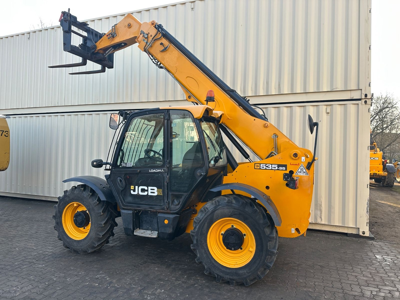 JCB 535-95 4x4x4, 9.5M / 3.5 T, 2017 BJ ,2.845 BH - Teleskopski rukovatelj: slika JCB 535-95 4x4x4, 9.5M / 3.5 T, 2017 BJ ,2.845 BH - Teleskopski rukovatelj JCB 535-95 4x4x4, 9.5M / 3.5 T, 2017 BJ ,2.845 BH - Teleskopski rukovatelj: slika JCB 535-95 4x4x4, 9.5M / 3.5 T, 2017 BJ ,2.845 BH - Teleskopski rukovatelj