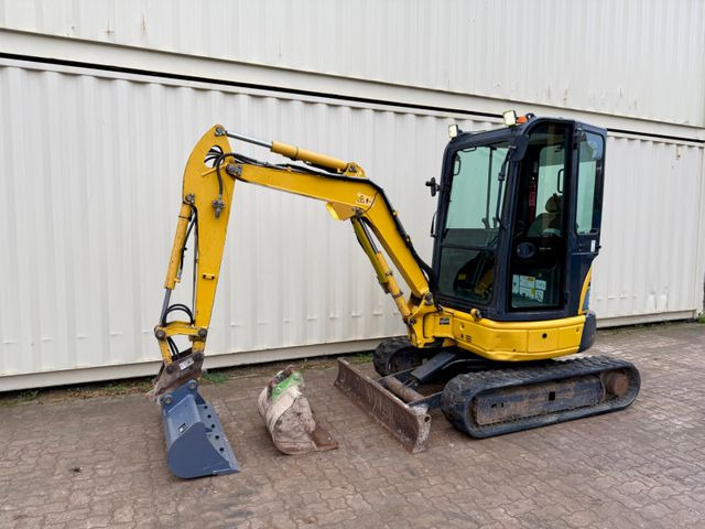 Komatsu PC26MR-3 / 2020 BJ / 2 x Löffel - Mini bager: slika Komatsu PC26MR-3 / 2020 BJ / 2 x Löffel - Mini bager Komatsu PC26MR-3 / 2020 BJ / 2 x Löffel - Mini bager: slika Komatsu PC26MR-3 / 2020 BJ / 2 x Löffel - Mini bager