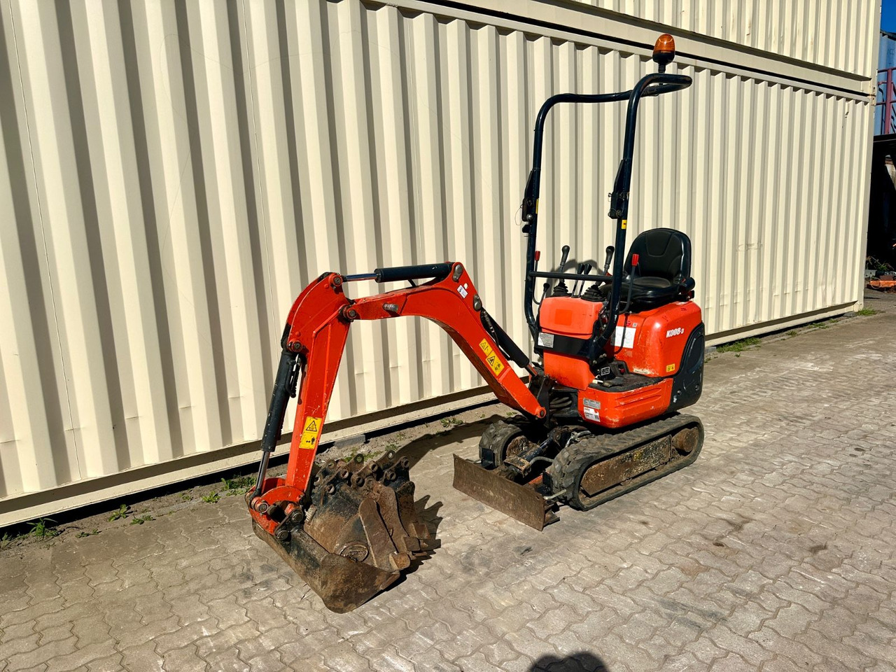 Kubota K008-3 / 2021 BJ / 725 H / 4 x Löffel - Mini bager: slika Kubota K008-3 / 2021 BJ / 725 H / 4 x Löffel - Mini bager Kubota K008-3 / 2021 BJ / 725 H / 4 x Löffel - Mini bager: slika Kubota K008-3 / 2021 BJ / 725 H / 4 x Löffel - Mini bager