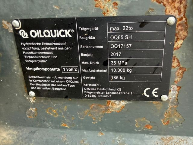 Bager na kotačima Liebherr A914 Compact / 2017 BJ / 9.979 H / OilQuick: slika Bager na kotačima Liebherr A914 Compact / 2017 BJ / 9.979 H / OilQuick