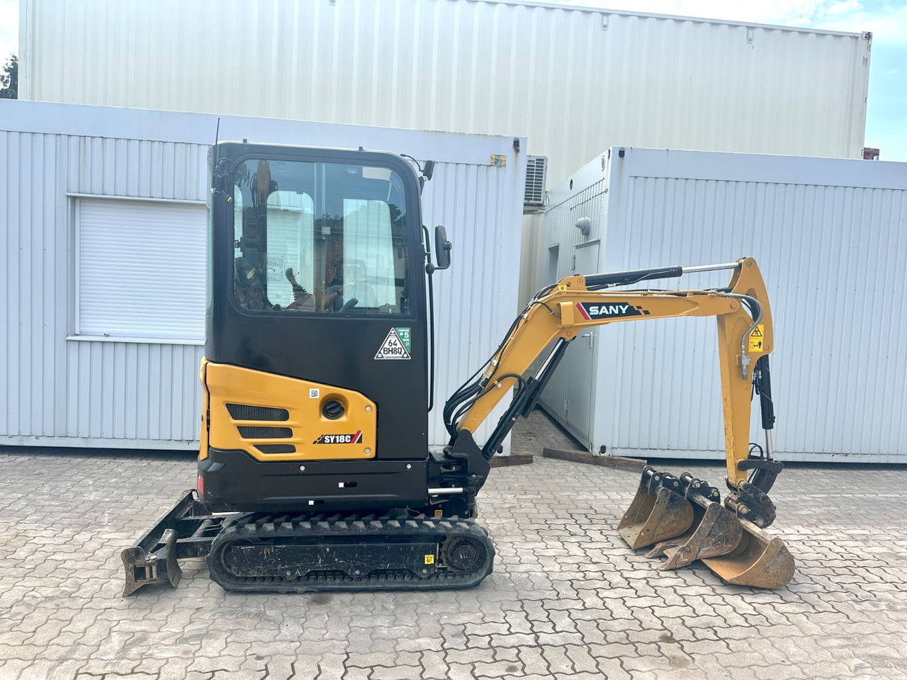 Sany SY18C / 2023 BJ / 181 H / 3 x Löffel - Mini bager: slika Sany SY18C / 2023 BJ / 181 H / 3 x Löffel - Mini bager Sany SY18C / 2023 BJ / 181 H / 3 x Löffel - Mini bager: slika Sany SY18C / 2023 BJ / 181 H / 3 x Löffel - Mini bager