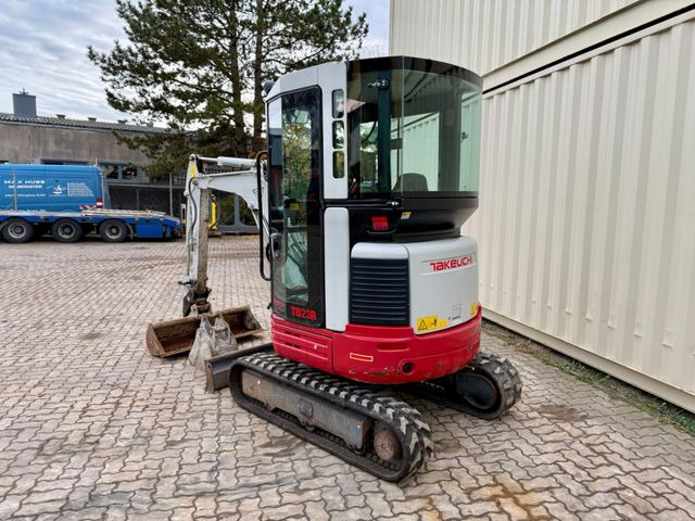 Takeuchi TB23R / 2020 BJ / 1.724 H / 2 x Löffel - Mini bager: slika Takeuchi TB23R / 2020 BJ / 1.724 H / 2 x Löffel - Mini bager Takeuchi TB23R / 2020 BJ / 1.724 H / 2 x Löffel - Mini bager: slika Takeuchi TB23R / 2020 BJ / 1.724 H / 2 x Löffel - Mini bager