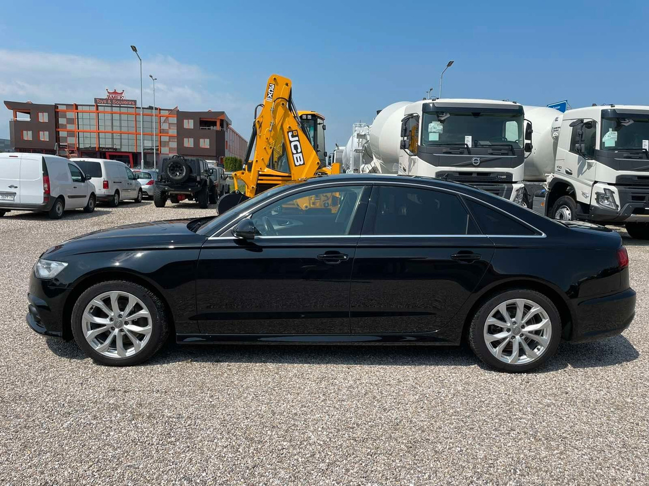 Audi A6 2.0 TDI S tronic quattro - Limuzina: slika  Audi A6 2.0 TDI S tronic quattro - Limuzina Audi A6 2.0 TDI S tronic quattro - Limuzina: slika  Audi A6 2.0 TDI S tronic quattro - Limuzina