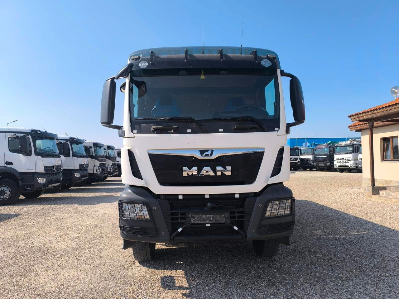 MAN TGS 41.420 MEILLER KIPPER - Utovarivač s proklizavajućim upravljanjem: slika MAN TGS 41.420 MEILLER KIPPER - Utovarivač s proklizavajućim upravljanjem MAN TGS 41.420 MEILLER KIPPER - Utovarivač s proklizavajućim upravljanjem: slika MAN TGS 41.420 MEILLER KIPPER - Utovarivač s proklizavajućim upravljanjem